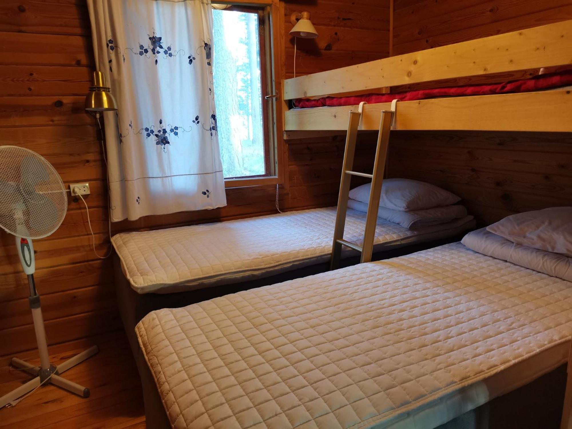 Accommodation And Fishing Vonkale Aanekoski Bilik gambar