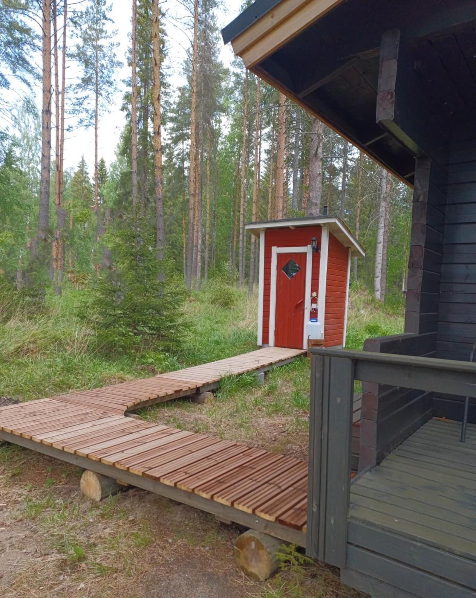 Accommodation And Fishing Vonkale Aanekoski Bilik gambar